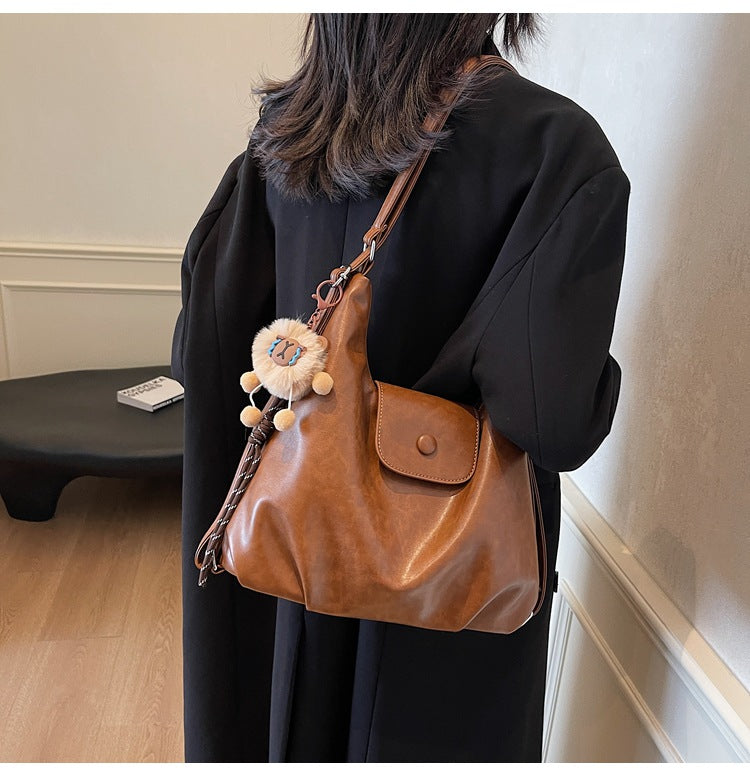 Women’s Cloud Shape Shoulder Bag In PU Leather With Large Capacity And Single Shoulder Strap For Spring & Summer
