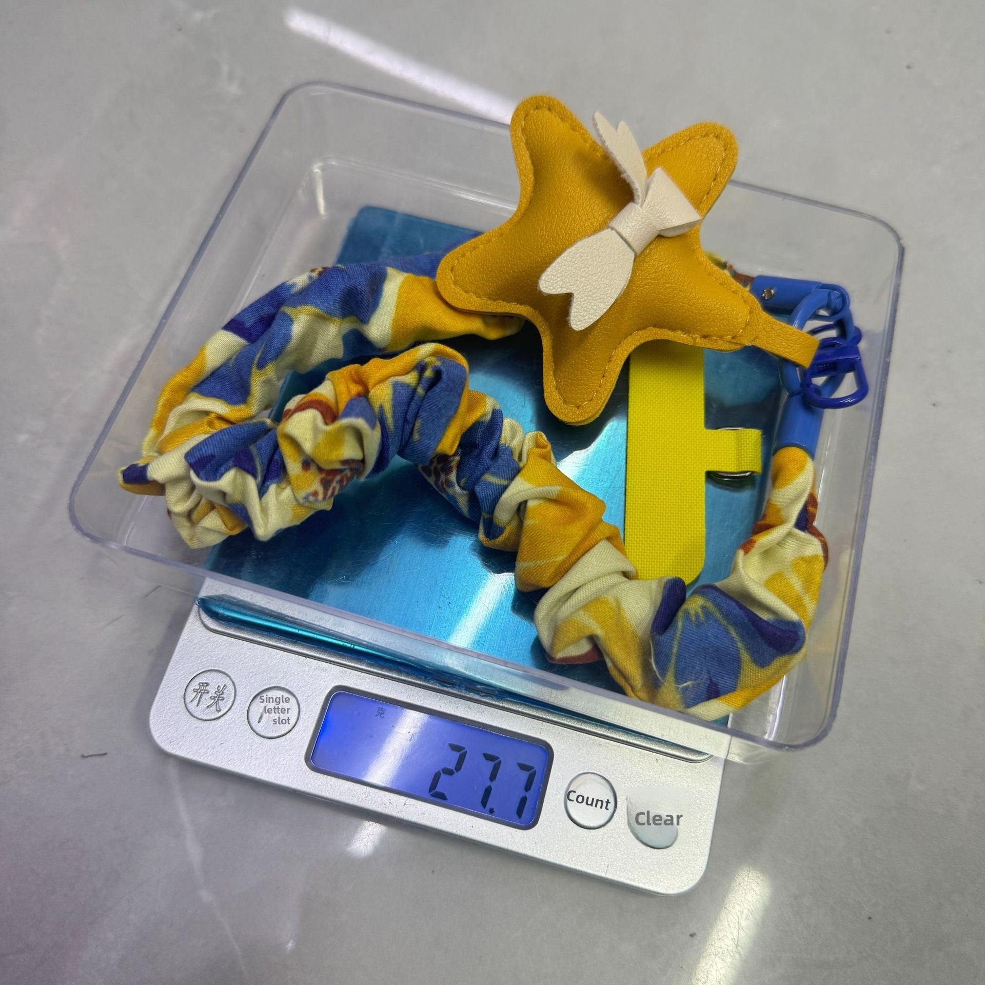 Candy Pattern Mobile Phone Chain With Polyester Folds In Multicolor Featuring PU Inlay Material