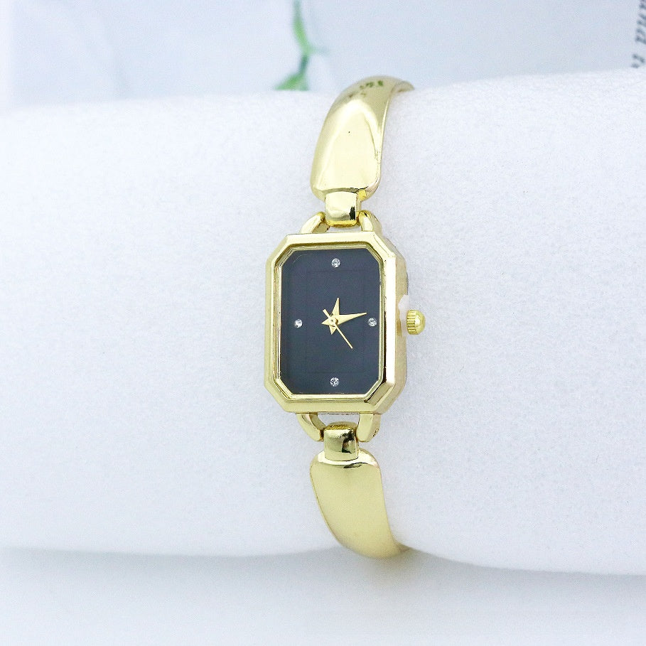 Women’s Square Dial Quartz Watch With Alloy Strap, Single Folding Buckle, Ordinary Glass Mirror, And Pointer Display