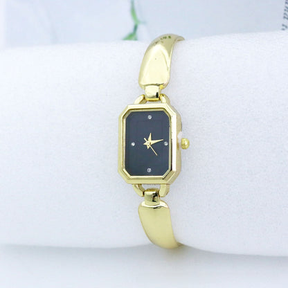 Women’s Square Dial Quartz Watch With Alloy Strap, Single Folding Buckle, Ordinary Glass Mirror, And Pointer Display