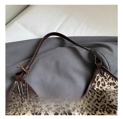 Leopard Print Genuine Leather Square Tote Bag For Women Featuring Ornament Design, Perfect For Autumn And Winter