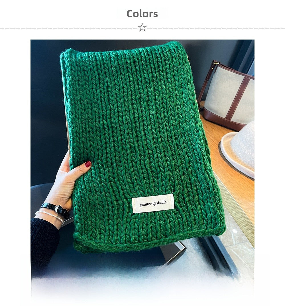 Solid Color Women’s Scarf In Green Made Of Soft Imitation Cashmere, Perfect For Autumn & Winter