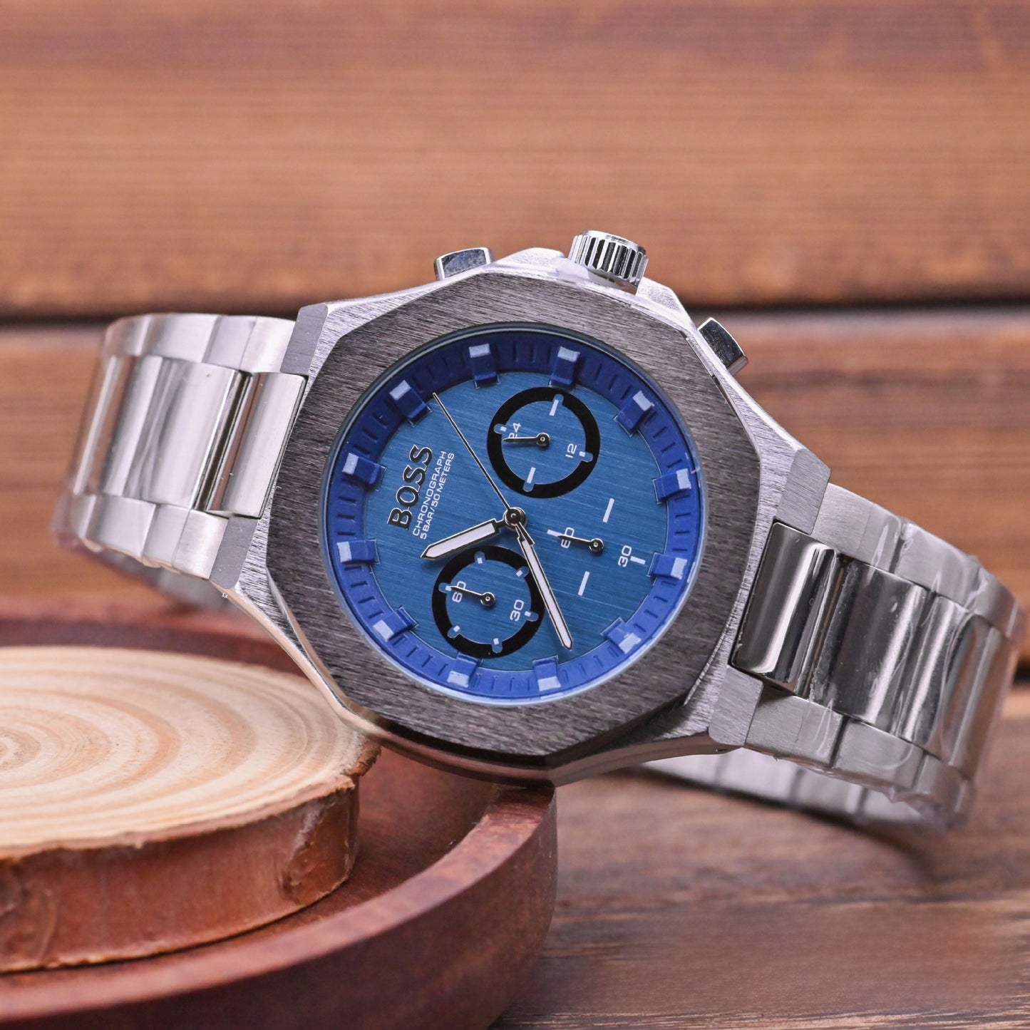 Men's Quartz Watch With Round Dial, Steel Belt Strap, Tempered Glass Mirror, And Single Folding Buckle