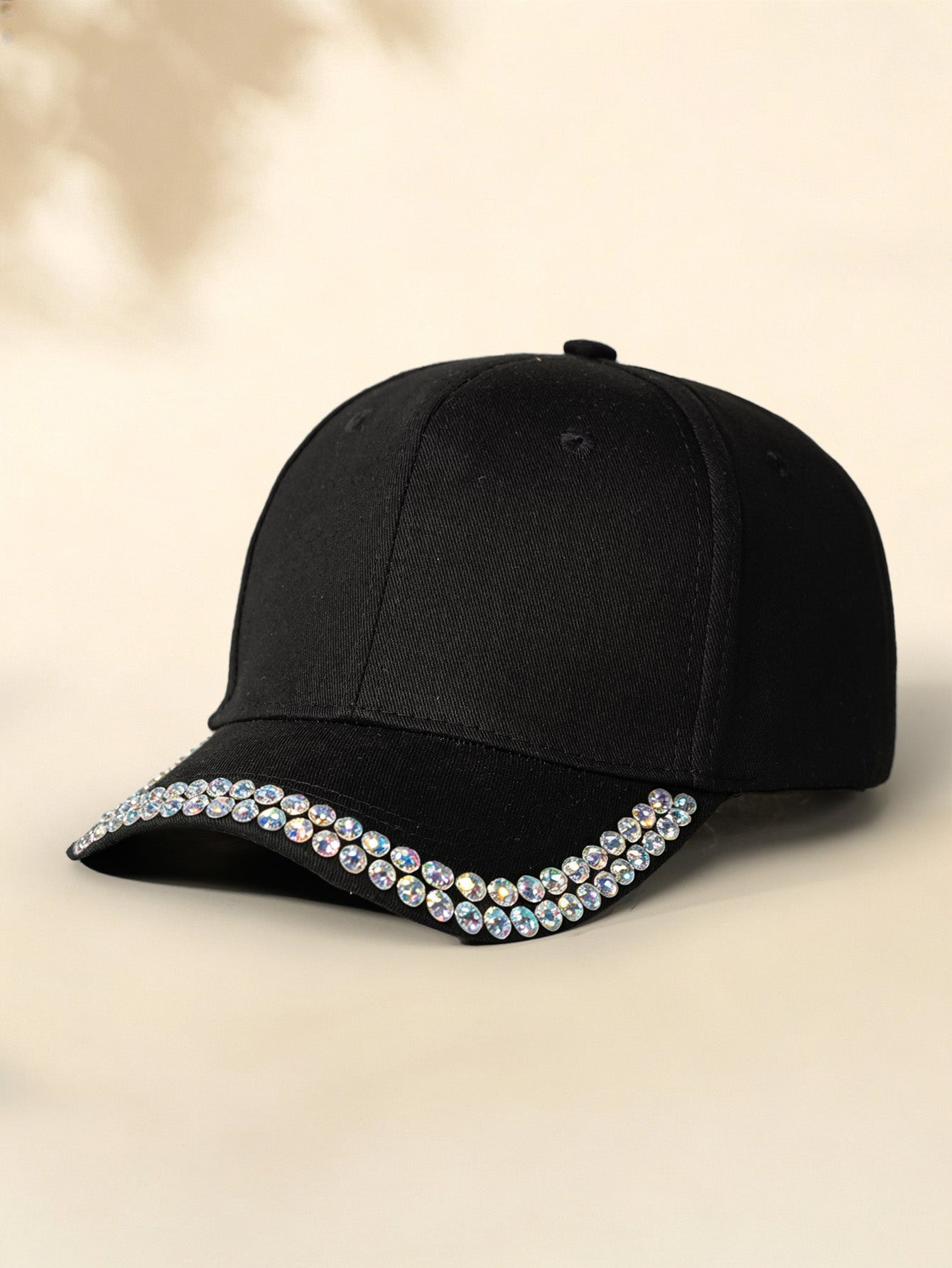Modern Style Outdoor Baseball Cap For Adults With Curved Brim, Featuring Durable Polyester Material
