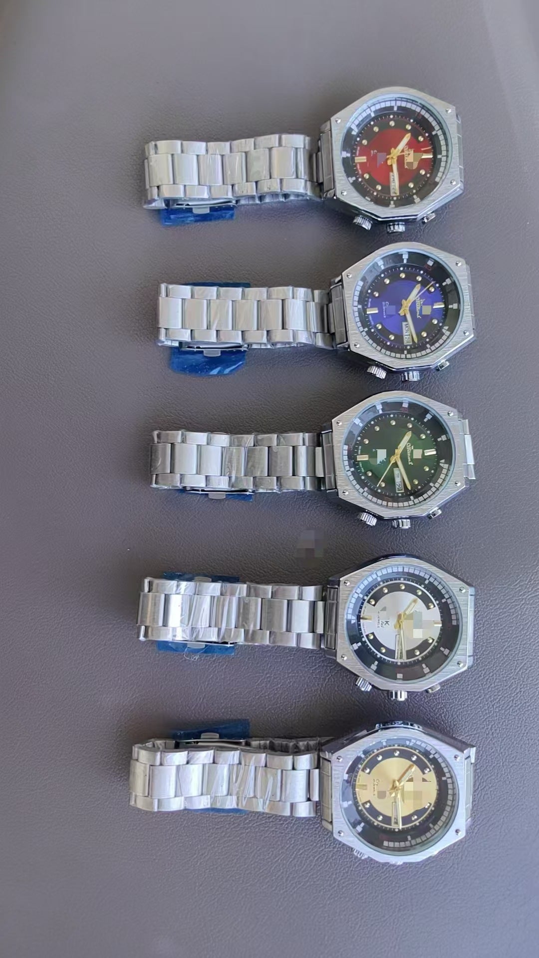 Men's Quartz Watch With Round Dial Featuring Tempered Glass And Alloy Strap With Single Folding Buckle