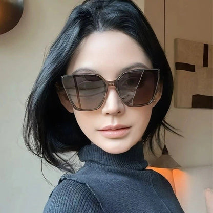 Unisex Square Full Frame Sunglasses With PC Lens Material In Dyed Black For Spring And Summer