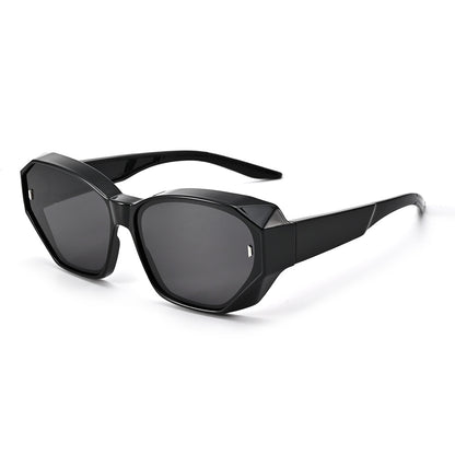 Unisex Polygons Sunglasses With Tac Lens Material In Dyed Black, Perfect For Beach Wear