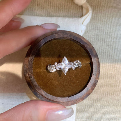 Novelty Star Ring For Women Handmade Alloy Ring With Zircon Inlay