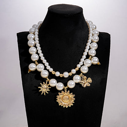 Women’s Double Layer Necklace With Gold Beaded Chain Featuring Imitation Pearl Flowers And Beading Craft