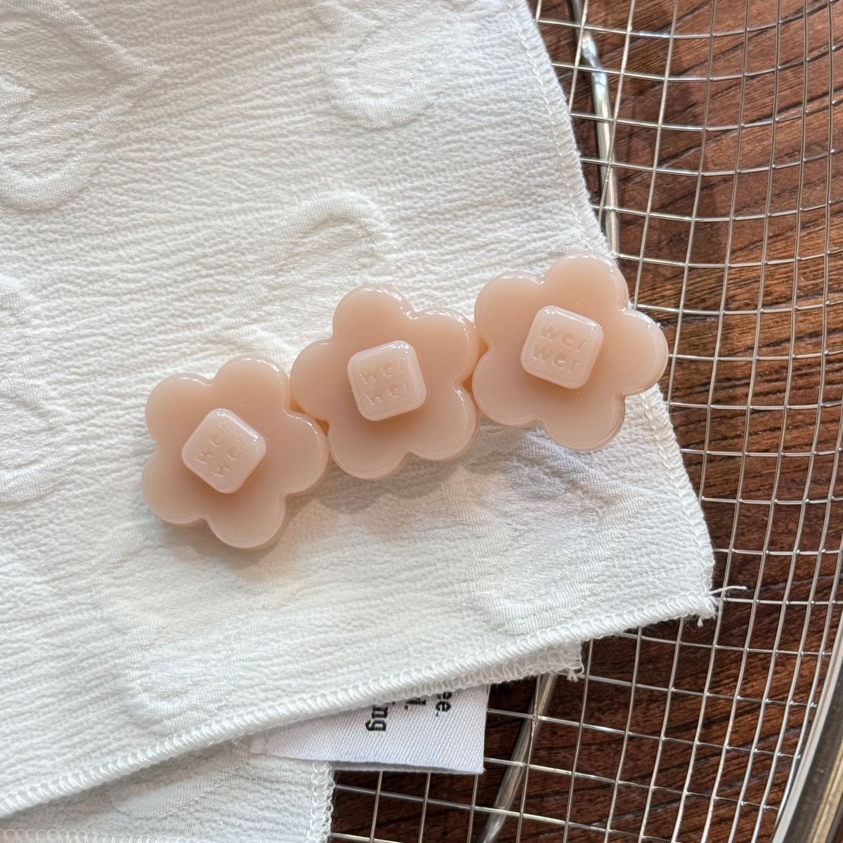 Flowers Hairpin For Women Made Of Acetic Acid Sheets In Apricot Color