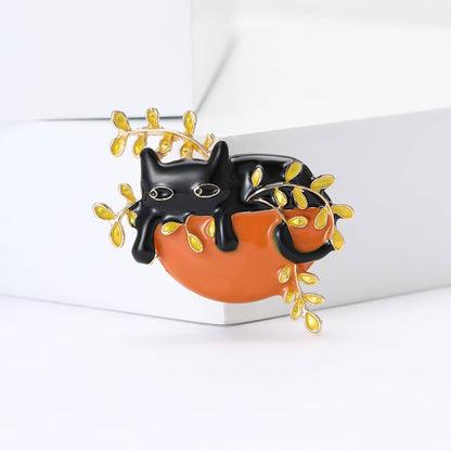 Cat Pin In White Alloy Featuring Enamel Craftsmanship