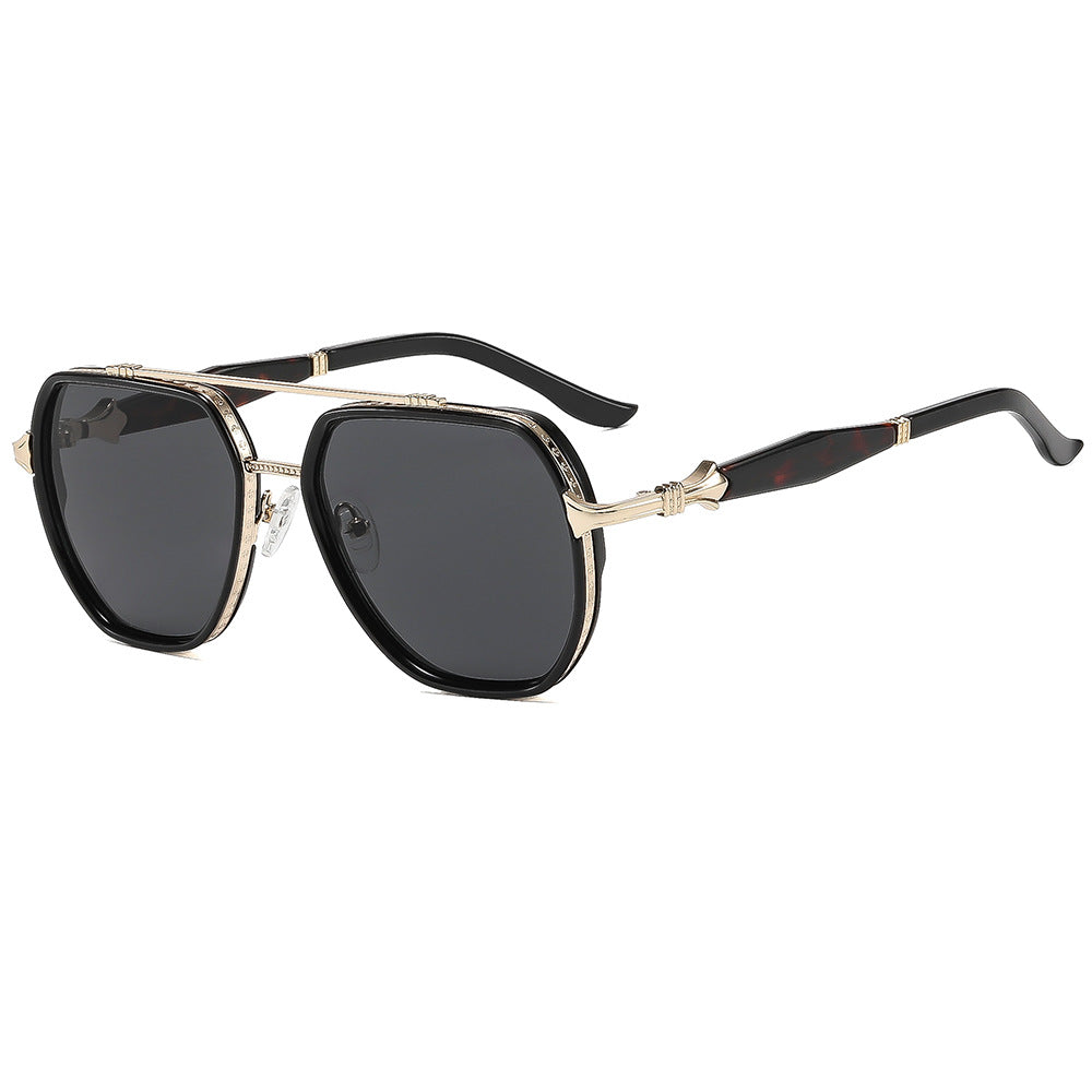 Men's Square Full Frame Sunglasses With PC Lens Material In Dyed Black For Spring And Summer