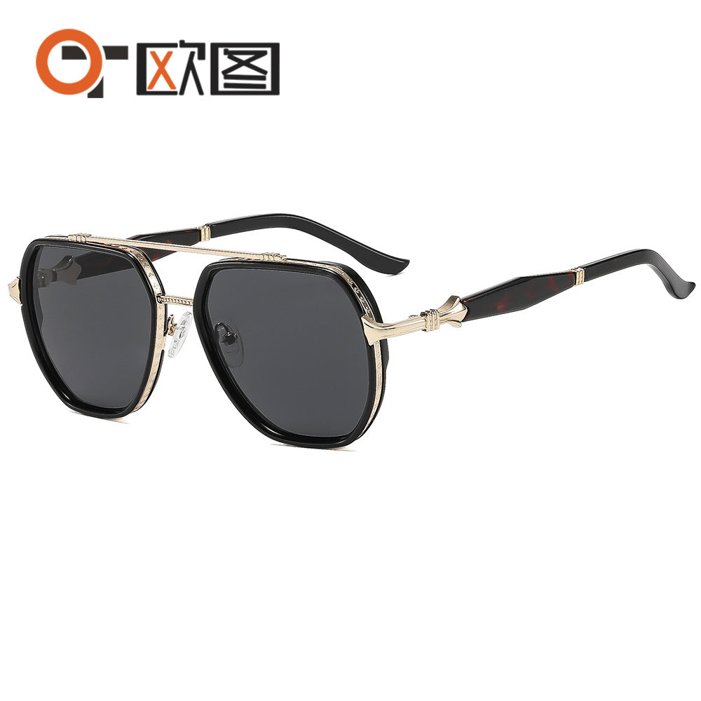 Men's Square Full Frame Sunglasses With PC Lens Material In Dyed Black For Spring And Summer