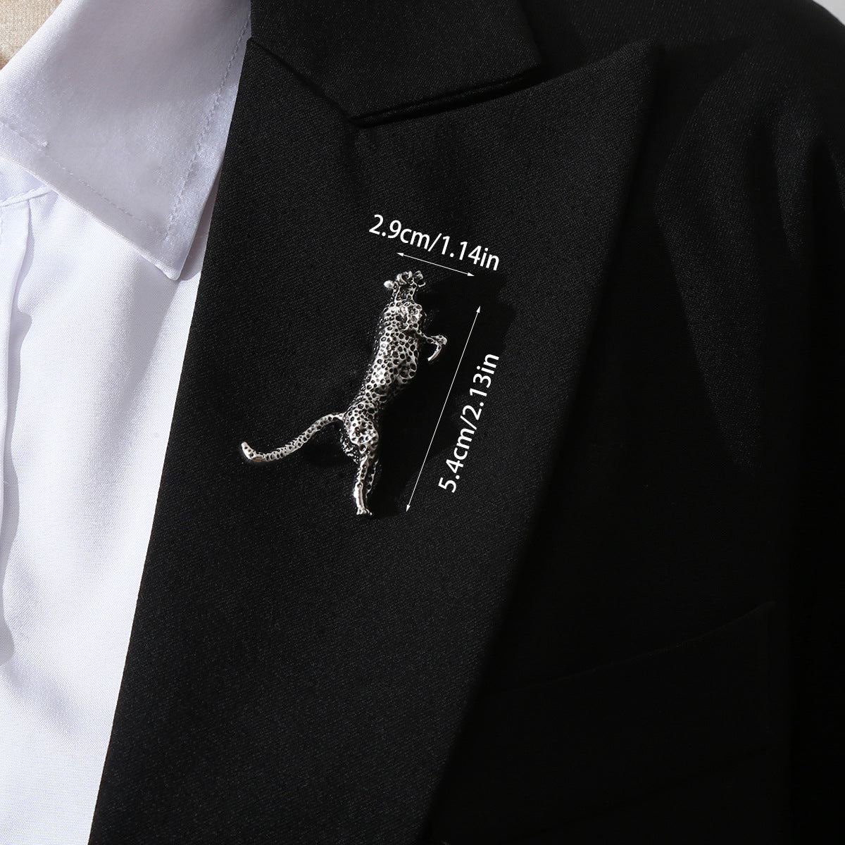 Gold Animal Pin Made Of Zinc Alloy Featuring Electroplated Craftsmanship