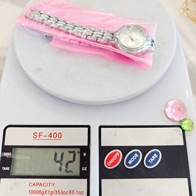 Women's Quartz Watch With Round Dial And Alloy Strap Featuring Ordinary Glass Mirror And Single Folding Buckle