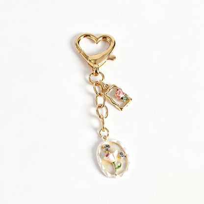 Heart Shape Key Chain Made Of Durable Alloy, Stylish And Perfect For Everyday Use