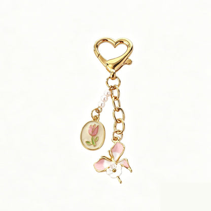 Heart Shape Key Chain Made Of Durable Alloy, Stylish And Perfect For Everyday Use
