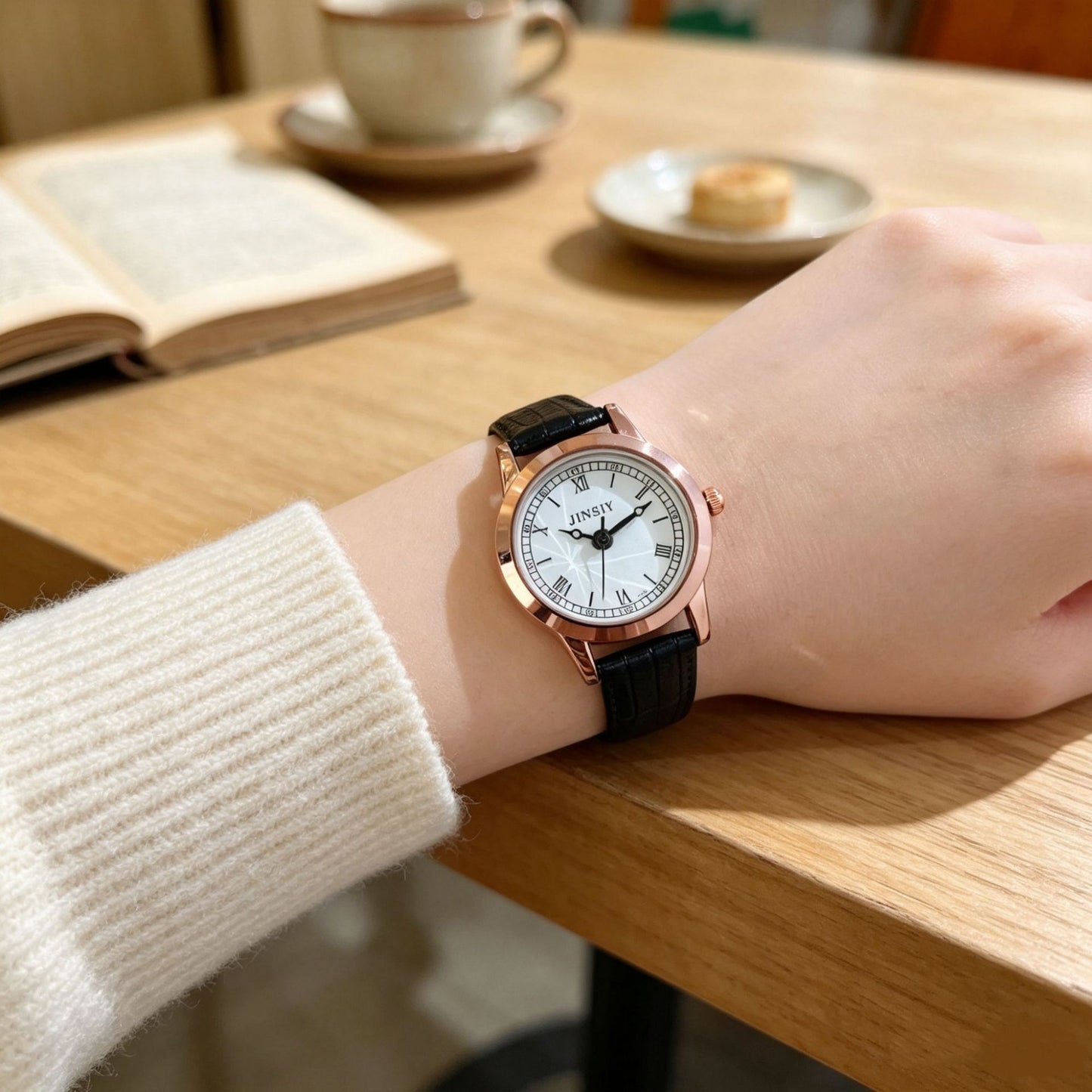 Women's Quartz Watch With Round Dial, PU Strap, Pin Buckle, And Ordinary Glass Mirror