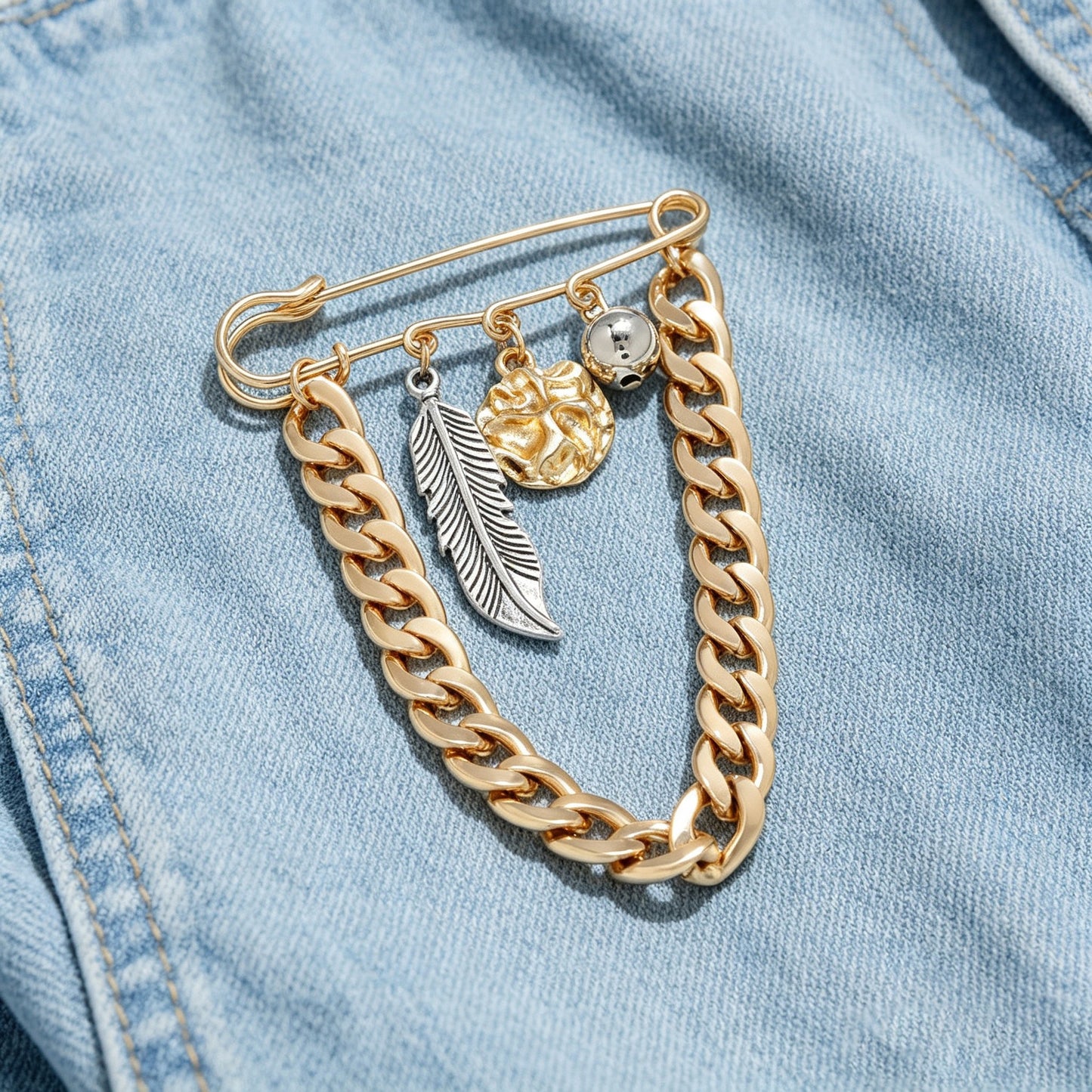 Feather Pin Made Of Alloy With Electroplated Finish, Available In Gold