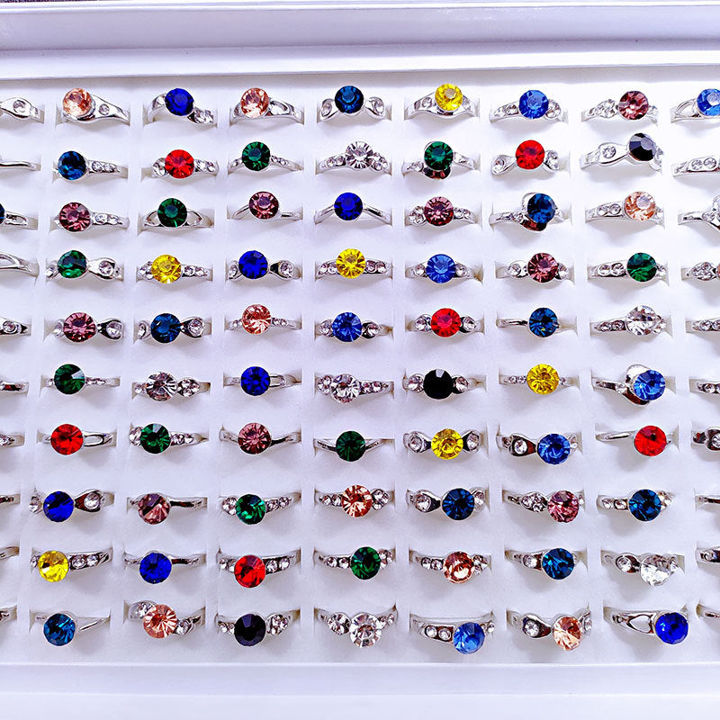 Sweet Geometric Alloy Ring For Women With Colourful Rhinestones Inlay