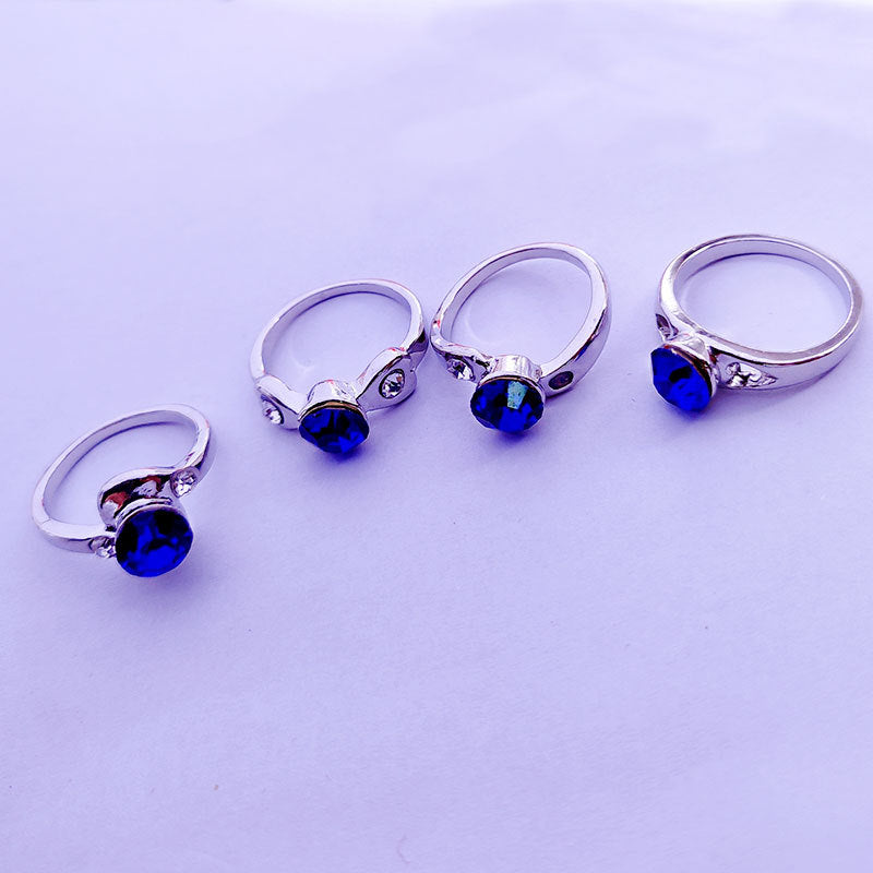 Sweet Geometric Alloy Ring For Women With Colourful Rhinestones Inlay