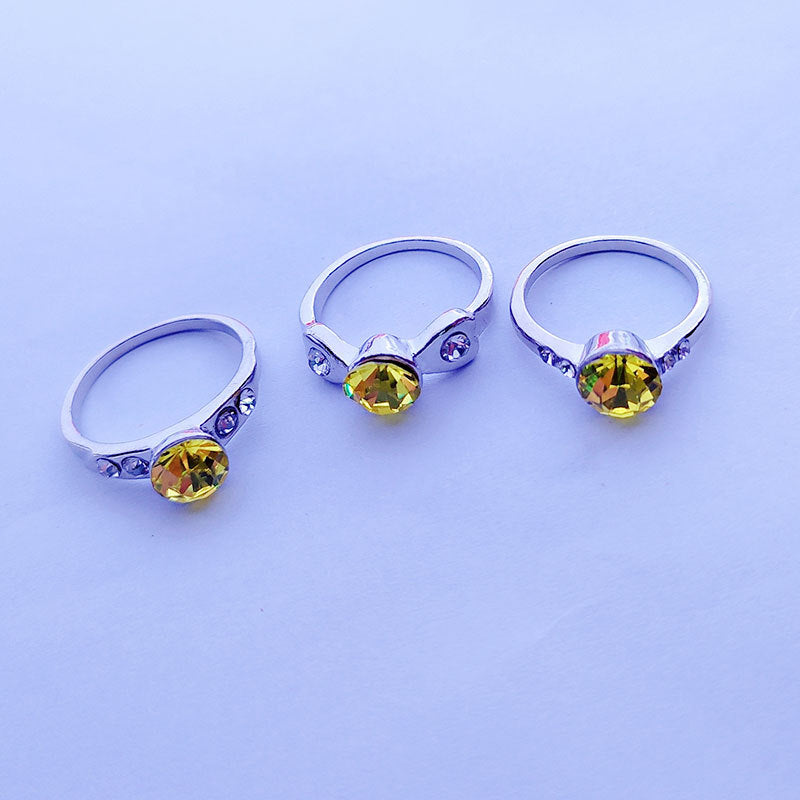 Sweet Geometric Alloy Ring For Women With Colourful Rhinestones Inlay