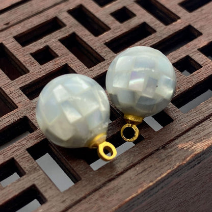 Natural Shell Pendant With 8mm Diameter Featuring Marine Style And Splicing Craftsmanship