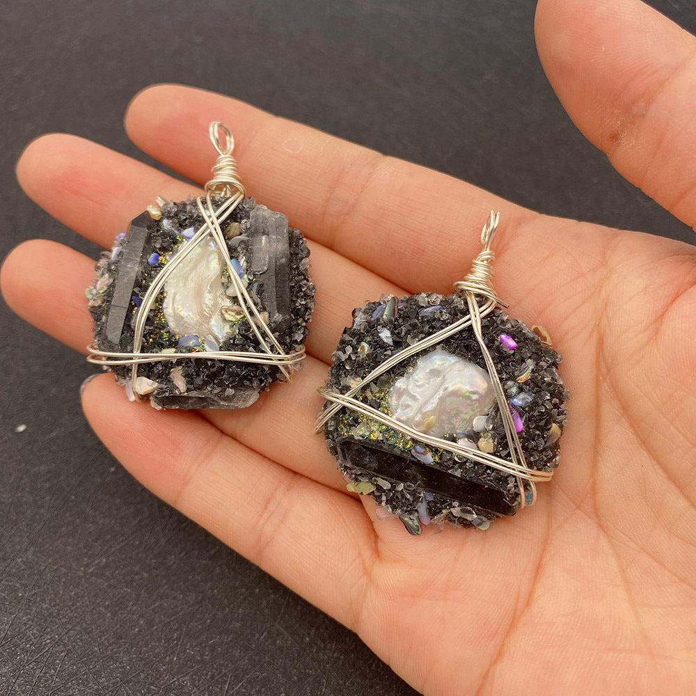 Bohemian Freshwater Pearl Pendant Featuring Irregular Craftsmanship In Dyed Black Natural Material