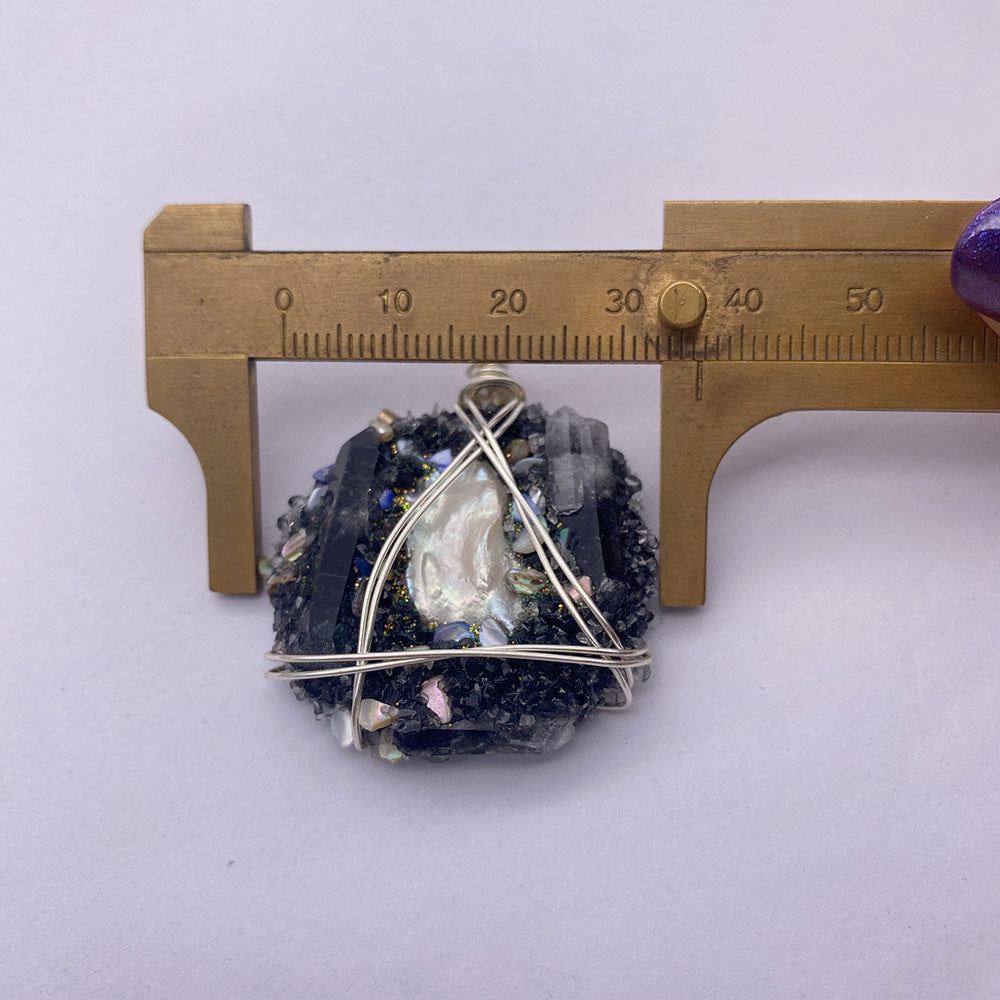 Bohemian Freshwater Pearl Pendant Featuring Irregular Craftsmanship In Dyed Black Natural Material