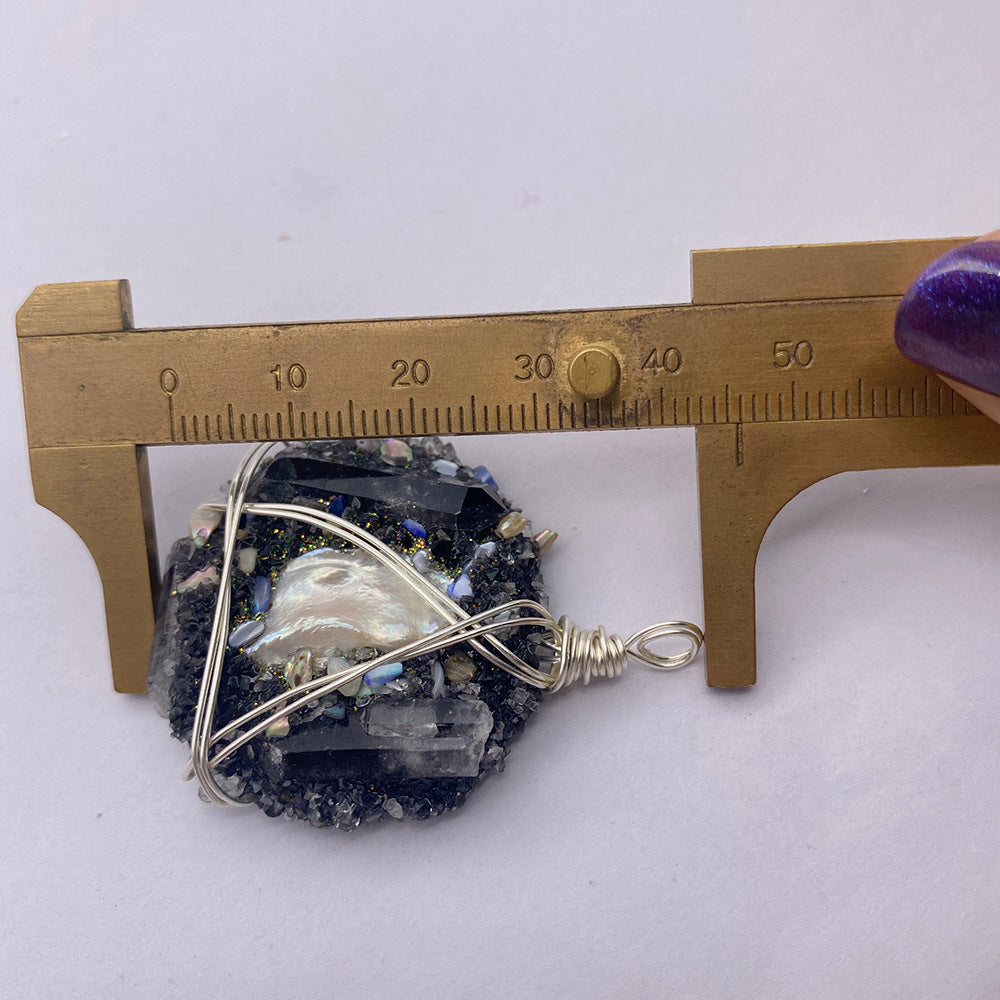 Bohemian Freshwater Pearl Pendant Featuring Irregular Craftsmanship In Dyed Black Natural Material