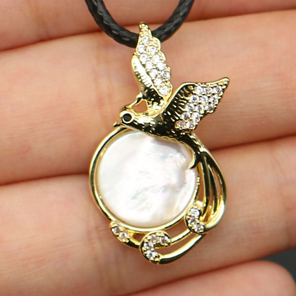 Round Shell Pendant With Rhinestones, Electroplated Finish, White Color