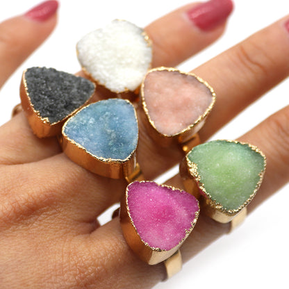 Ethnic Style Unisex Ring Featuring Trillion-cut Natural Stone In Green With Natural Stone Setting