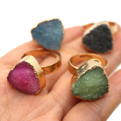 Ethnic Style Unisex Ring Featuring Trillion-cut Natural Stone In Green With Natural Stone Setting