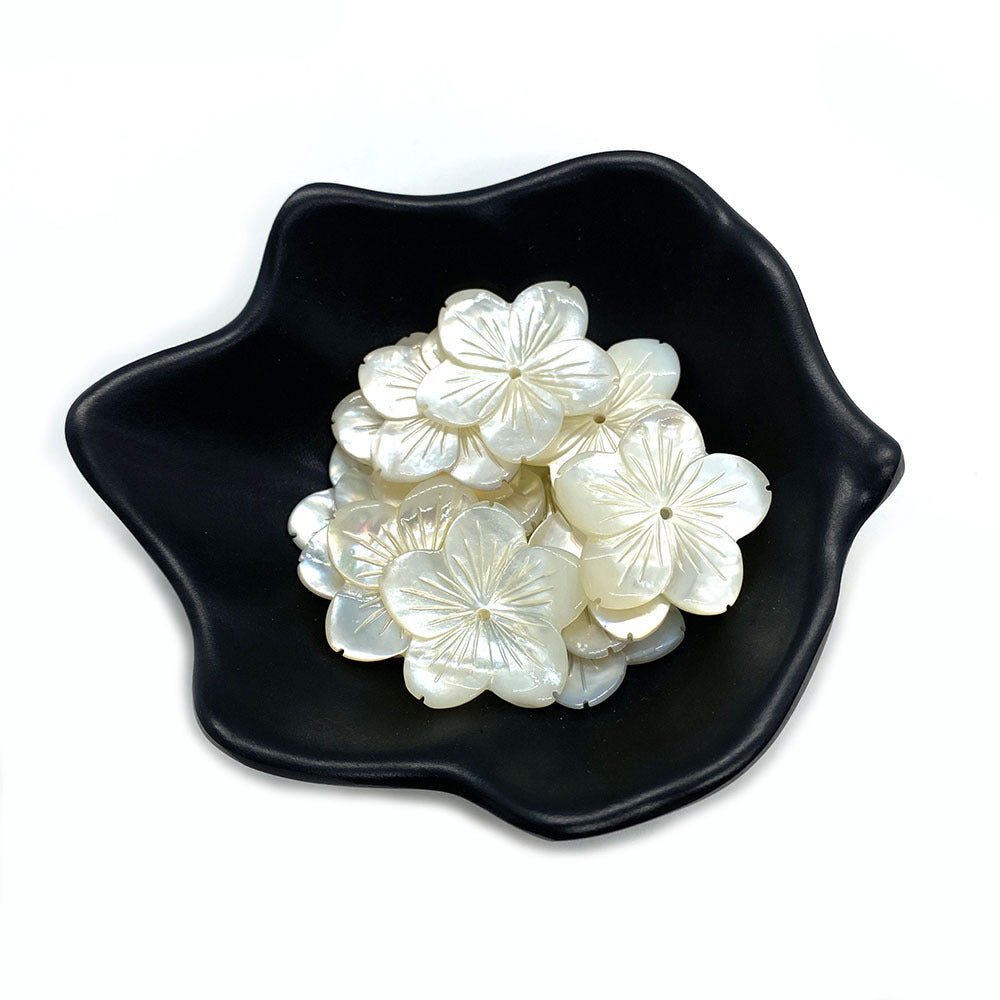 Petal Shell Beads With Carving Craft, Natural Material Featuring Marine Style Jewelry Accessories