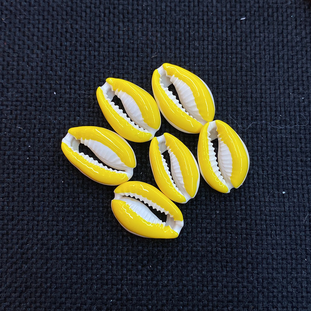 20 PCS Conch Shell Beads For Jewelry Making In Green Featuring Bleach Craftsmanship With Baroque Style