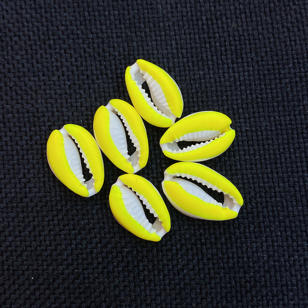 20 PCS Conch Shell Beads For Jewelry Making In Green Featuring Bleach Craftsmanship With Baroque Style