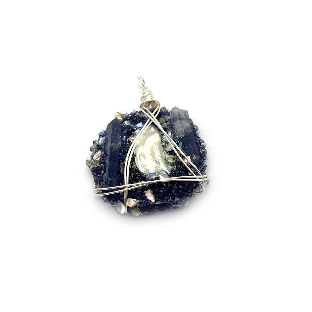Bohemian Freshwater Pearl Pendant Featuring Irregular Craftsmanship In Dyed Black Natural Material
