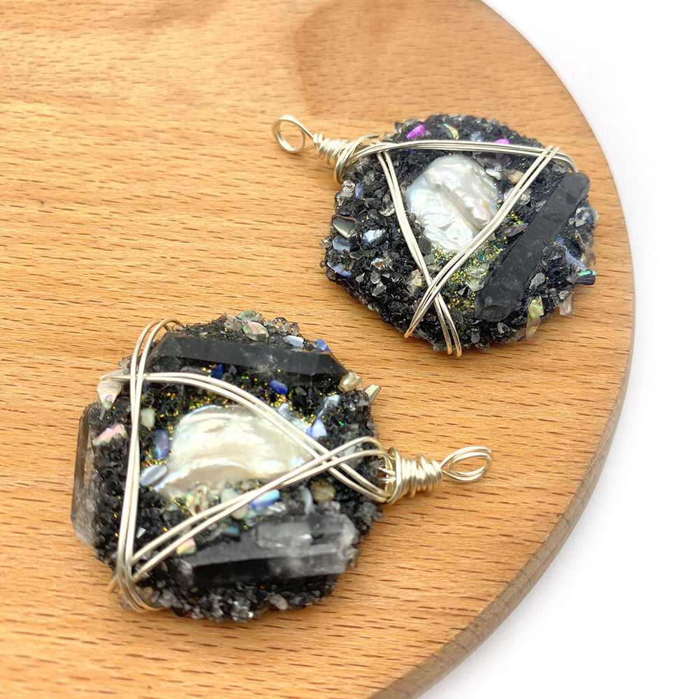 Bohemian Freshwater Pearl Pendant Featuring Irregular Craftsmanship In Dyed Black Natural Material