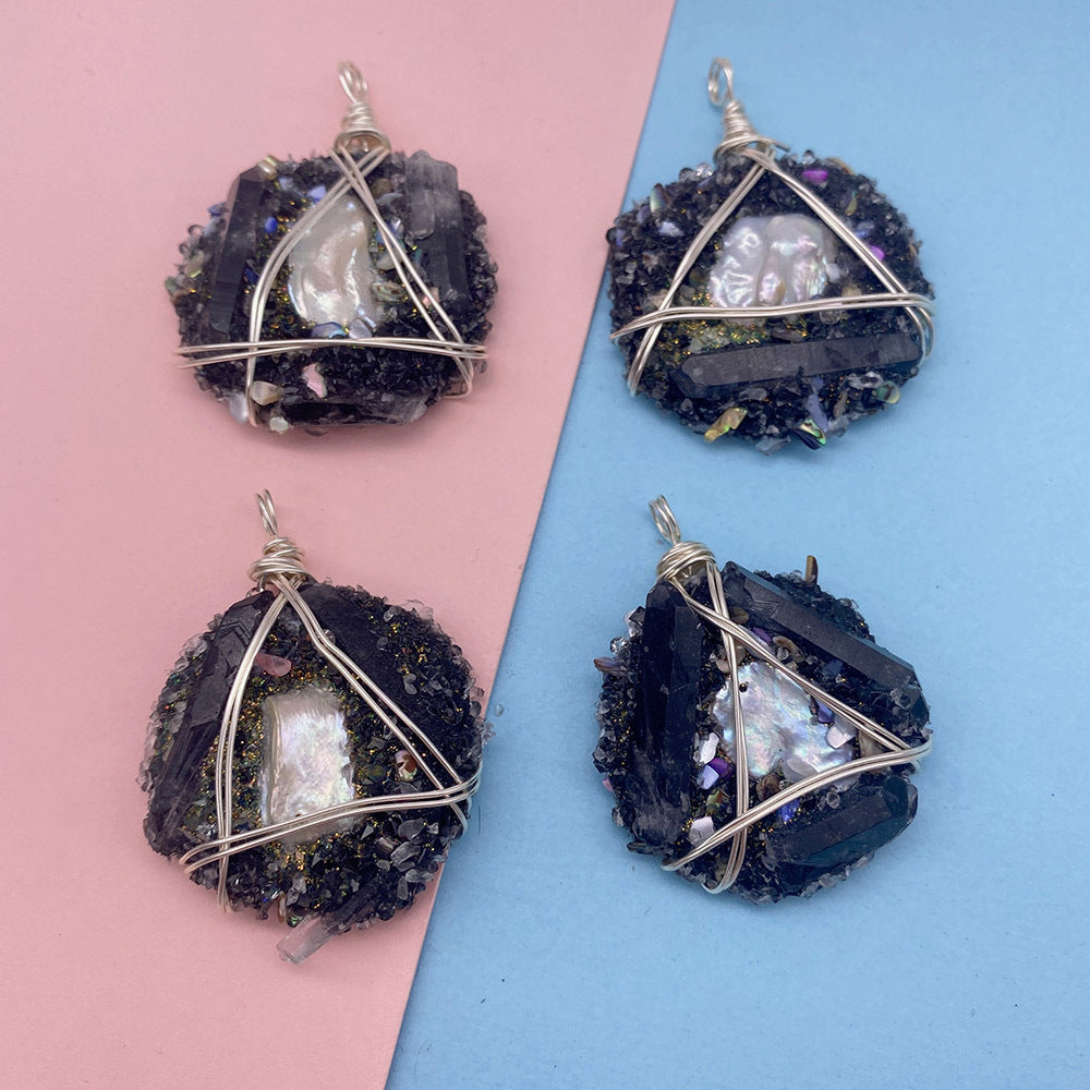 Bohemian Freshwater Pearl Pendant Featuring Irregular Craftsmanship In Dyed Black Natural Material