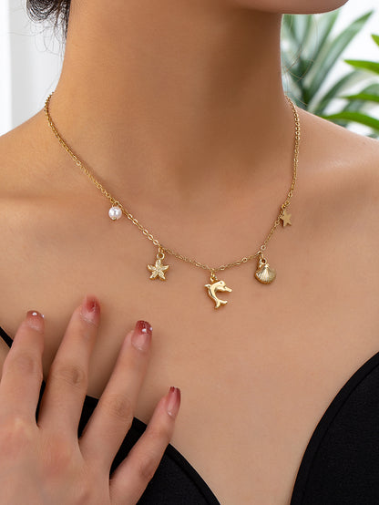 Bohemian Three-dimensional Starfish Necklace For Women With Golden Plated Zinc Alloy And Foxtail Chain