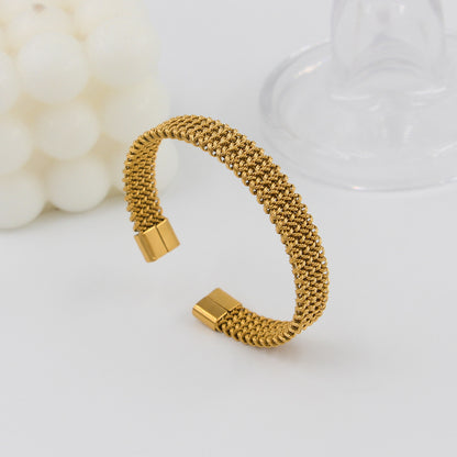Simple Style Grid Braid Bangle For Women In 304 Stainless Steel With 18K Real Gold Electroplated Finish