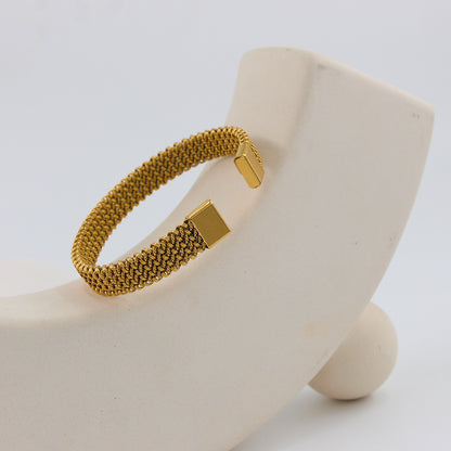 Simple Style Grid Braid Bangle For Women In 304 Stainless Steel With 18K Real Gold Electroplated Finish