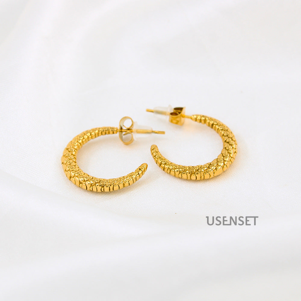 Women’s Gold Horns Stud Earrings With Electroplated Coating And Durable 304 Stainless Steel Posts