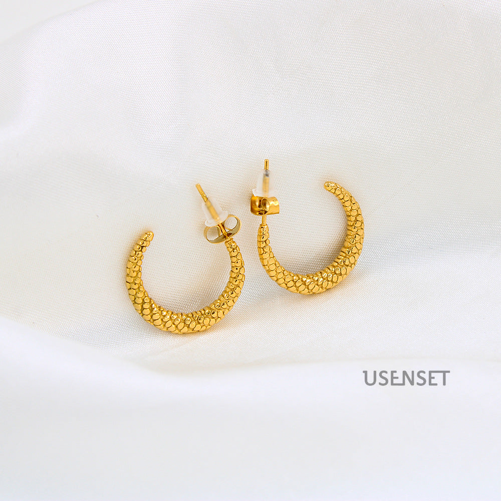 Women’s Gold Horns Stud Earrings With Electroplated Coating And Durable 304 Stainless Steel Posts