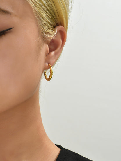 Women’s Gold Horns Stud Earrings With Electroplated Coating And Durable 304 Stainless Steel Posts