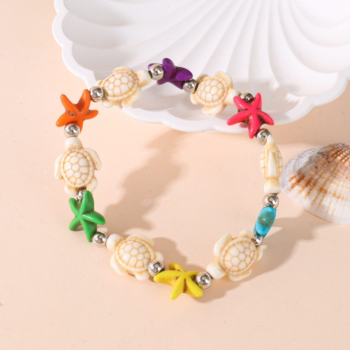 Unisex Marine Style Bracelet Featuring Tortoise Pattern And Turquoise Beads On Elastic String With Beaded Chain Craftsmanship