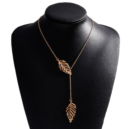 Classic Style Leaf Carving Necklace For Adults, Golden Plated Zinc Alloy With Box Chain