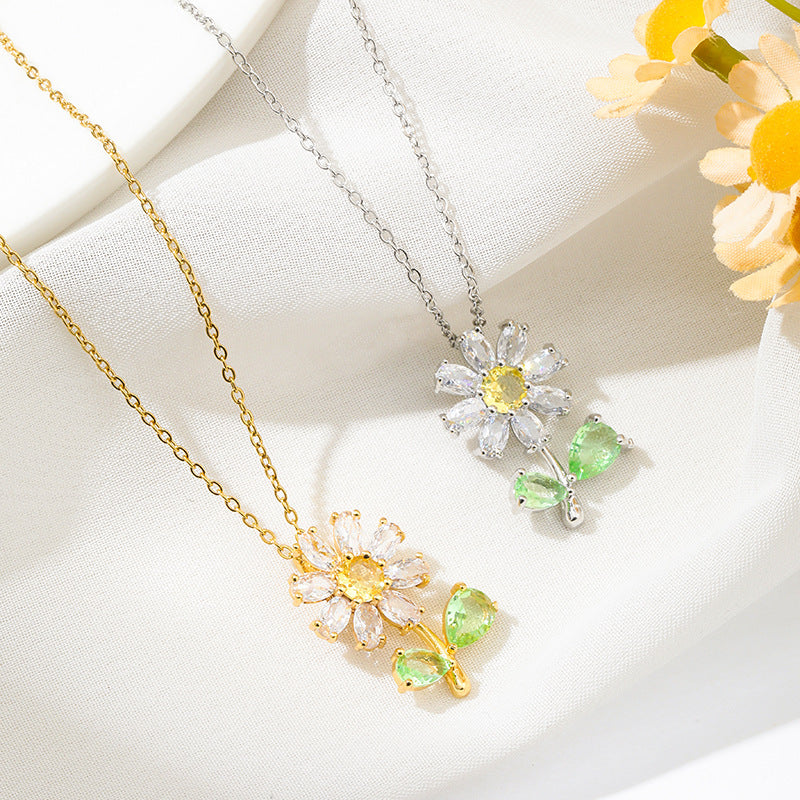 Sunflower Gold Titanium Steel Necklace For Women With Zircon Inlay And Cable Chain In Pastoral Style