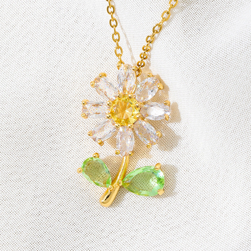 Sunflower Gold Titanium Steel Necklace For Women With Zircon Inlay And Cable Chain In Pastoral Style