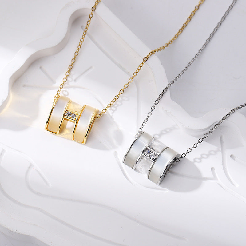 Elegant Gold Letter Necklace For Women In Titanium Steel With Cat's Eye Stone Inlay And Cable Chain